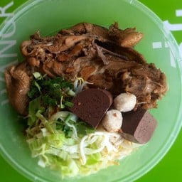 ถ้วยใหญ่ (สำหรับโครงไก่)