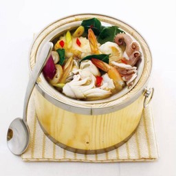 ต้มยำปลากระพง