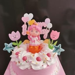 เค้กโมเดล เด็กชุดขาวถือดาว