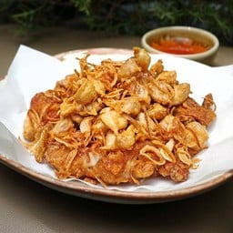 ไก่หอมกระเทียมทอด