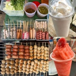 ลูกชิ้นปิ้ง_น้ำผลไม้ปั่น
