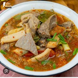 ต้มแซ่บเครื่องในหมู