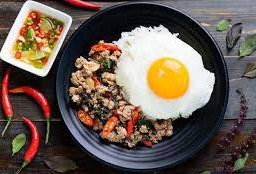 กะเพราหมูสับ