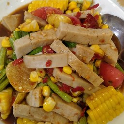 ตำข้าวโพดปลาร้าหมูยอ