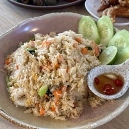 ข้าวผัดทะเลรวม จานใหญ่