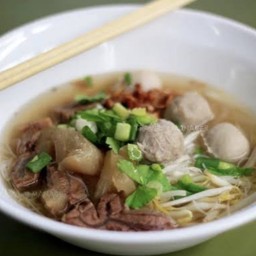 ก๋วยเตี๋ยวโกเด้ง โฮเด้ง & ข้าวมันไก่ ป้ายซิ่ง