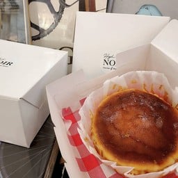 High Noir Chocolate Music Sriracha