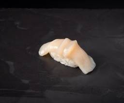 ซูชิหอยเชลล์ญี่ปุ่น