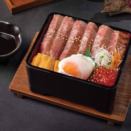 ข้าวหน้าเนื้อวากิคาโกชิมาพรีเมี่ยม