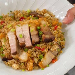 ข้าวหมูกรอบ สุดคั่ว พริกเกลือ
