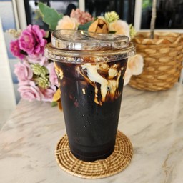 โอเลี้ยงยกล้อ