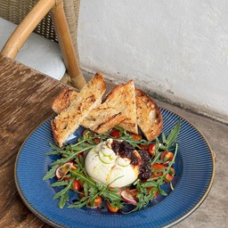 038Aob-Sook Burrata Salad