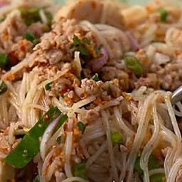 ลาบขนมจีนหมูสับ