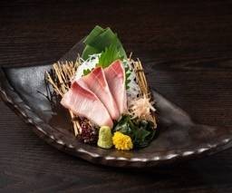 ปลาหางเหลืองซาชิมิ