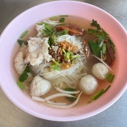 ก๋วยเตี๋ยวหมูฟลอริดา ปตท.ออโต้วัน บูรพาพัฒน์