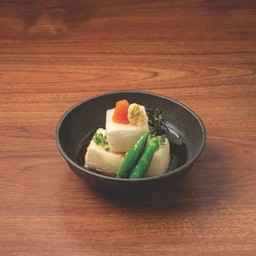 เต้าหู้ทอดในซอสเทมปูระ