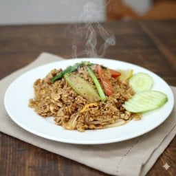 ข้าวผัดรถไฟหมูนุ่ม