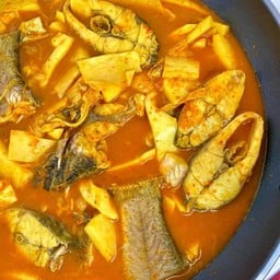 แกงเหลืองหน่อไม้ดอง