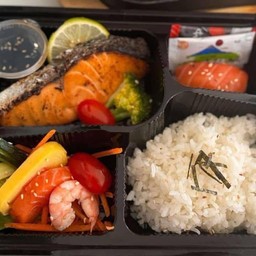 เบนโตะแซลมอน