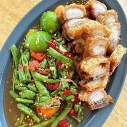 ตำถั่วหมูกรอบ