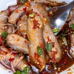 ยำนัวเนื้อย่าง