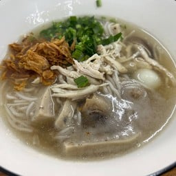 โคตรจั๊บ ก๋วยเตี๋ยวญวนต้นตำรับจากเวียดนาม - เซนต์หลุยส์