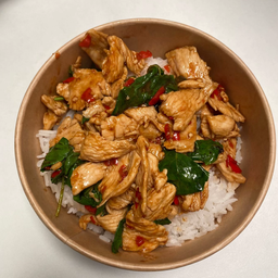 ข้าวกระเพราอกไก่เมนูคนจะผอมมม