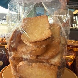 ขนมปังกระเทียม