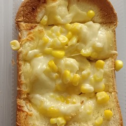 ขนมปังอบข้าวโพด