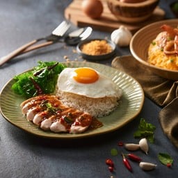 Rice with Chicken Krapow (Thai-style Chili and basil sauce)