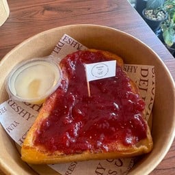Strawberry Toast