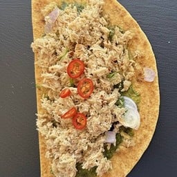 แซนวิสกรอบทูน่าคาโด้ หาดใหญ่