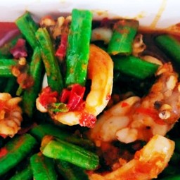 ผัดพริกแกง...ราดข้าว