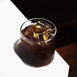 Americano (อเมริกาโน่)