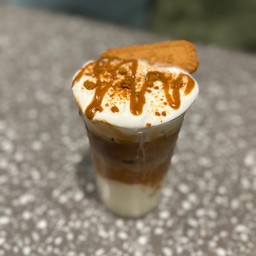 นมเย็นบิสคอฟ