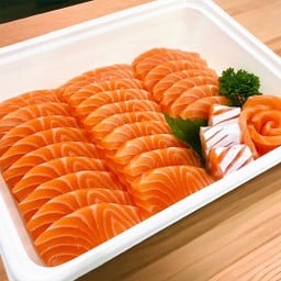 แซลมอนซาชิมิ พรีเมียมเกรด ขนาด 500 กรัม