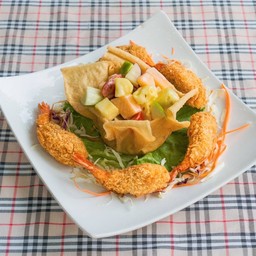 สลัดกุ้งกรอบ