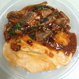 ข้าวกระเพราปลากระป๋อง