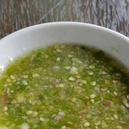 น้องเค้กเมี่ยงปลาเผา