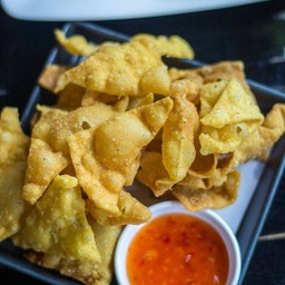 ร้าน นะโมชอบทอด