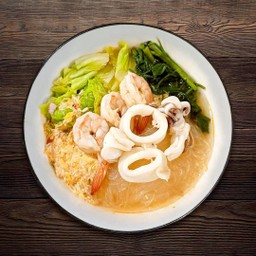 สุกี้รวมกุ้งปลาหมึก