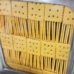 เวเฟอร์ชีสสอดไส้สับปะรด