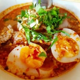 ก๋วยเตี๋ยวต้มยำน้ำข้น X ไข่ต้ม