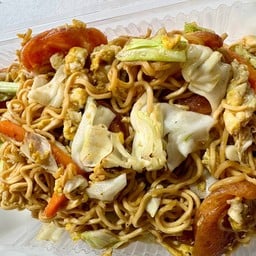 มาม่าผัดไข่ไก่เชียง