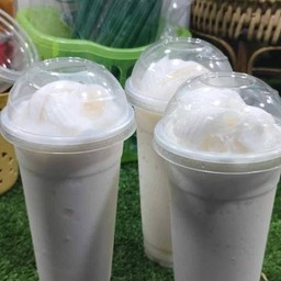 มะพร้าวปั่นนมสด