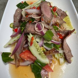 พล่าเนื้อย่าง