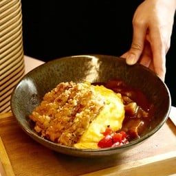 ข้าวไข่ข้นไก่กรอบ