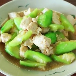 ผัดบวบใส่หมู