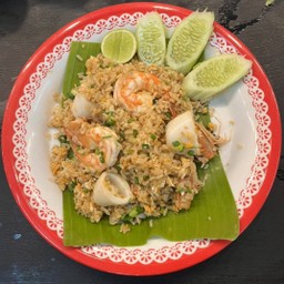 ข้าวผัดทะเล