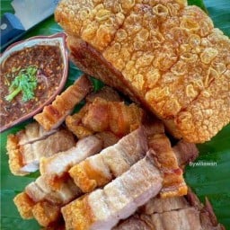 หมูกรอบ อร่อยฉ่ำ
